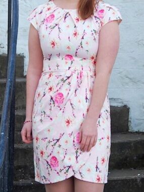 Angel Size 10 Floral Cap-Sleeve Pink Dress